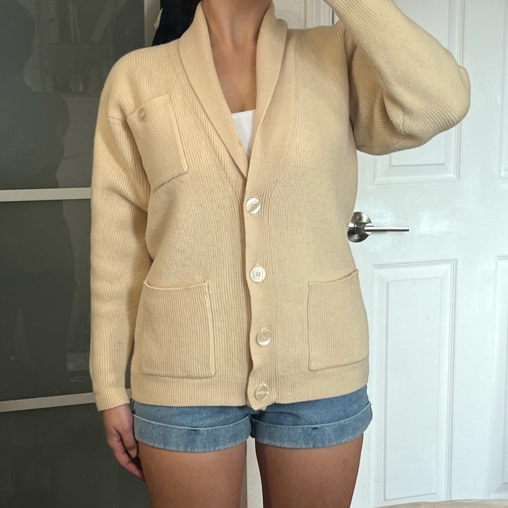Vintage Liz Claiborne 100% Wool Cream Cardigan